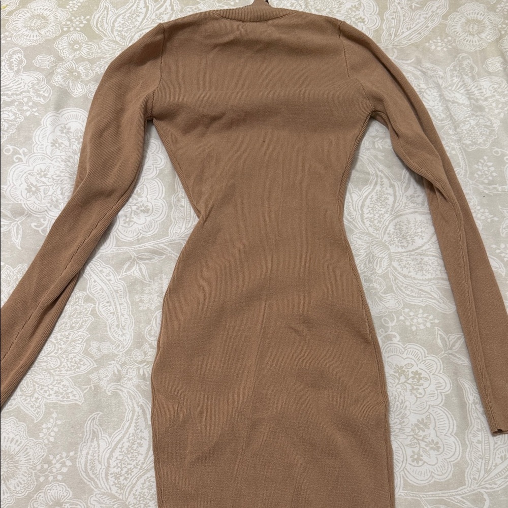 Fashion Nova Long Sleeve Tan and White Dress - Picture 6 of 6